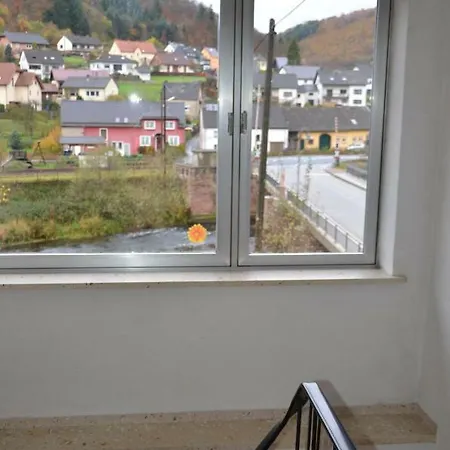 Eifelrust Ferienhaus *