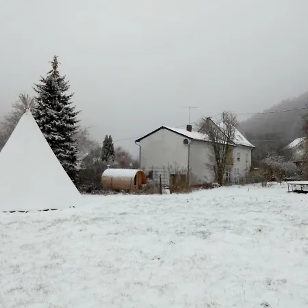 Eifelrust Ferienhaus *